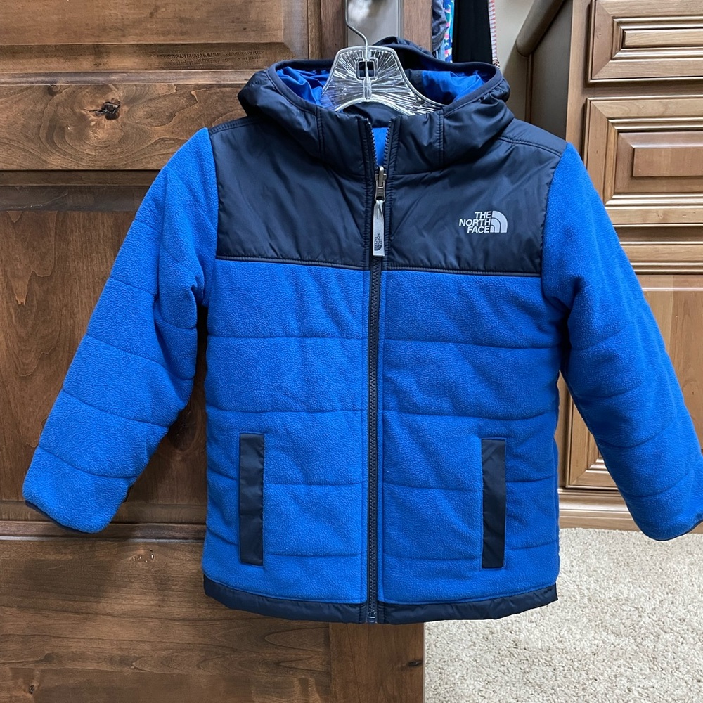 The North Face Boy Reversible Insulated jacket XS (6)